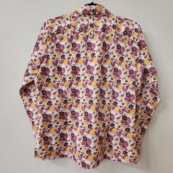 Eddie Bauer Women's Stretch Wrinkle Resitant Button Up Shirt Retro Floral Print - Picture 2 of 6